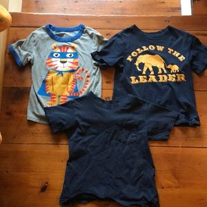 3 Boys tshirts